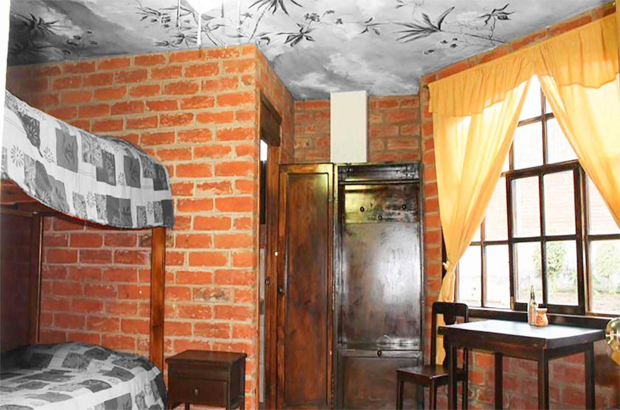Hostel City Hub Colombo Airport Katunayaka Eksteriør billede