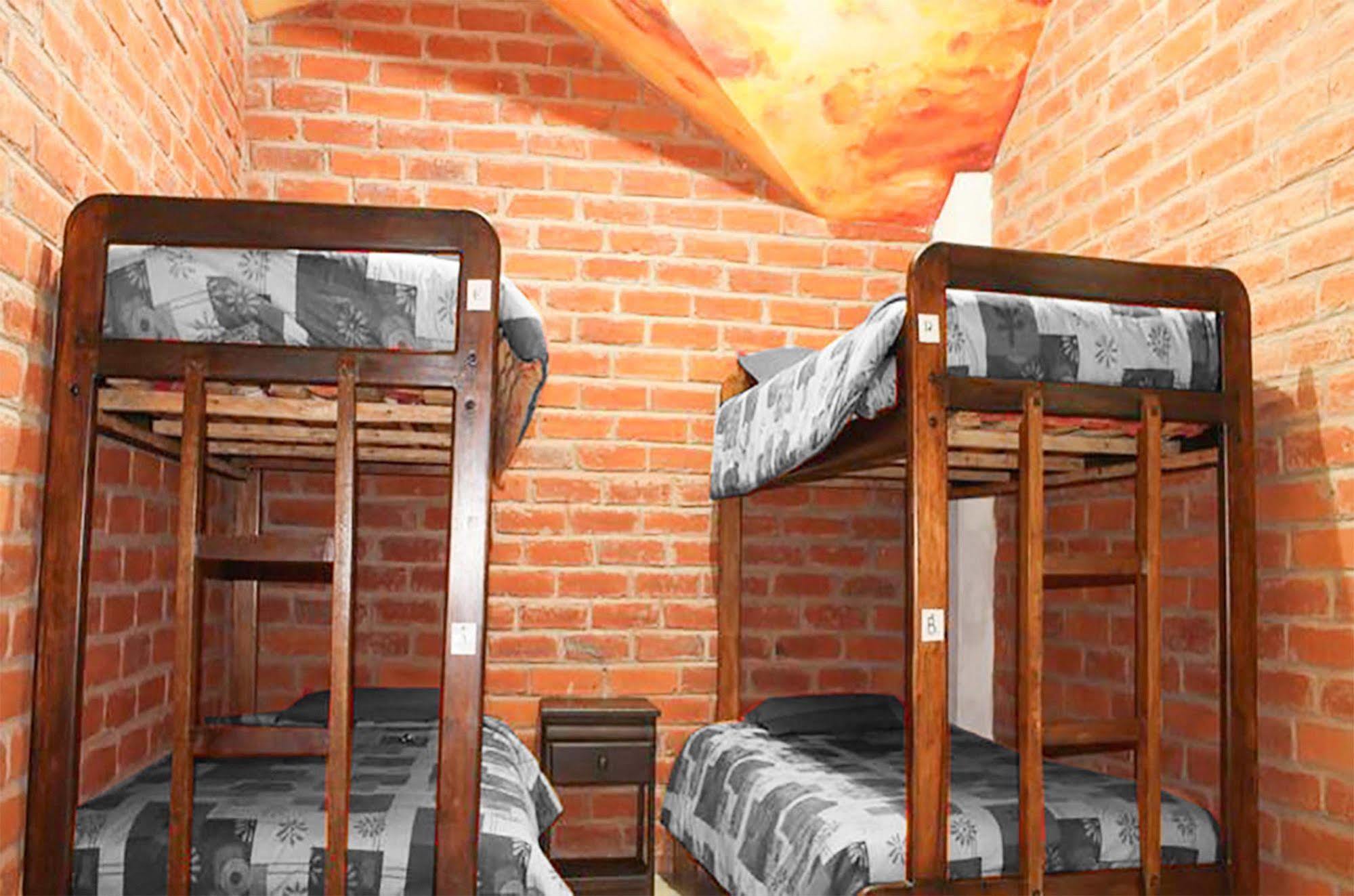 Hostel City Hub Colombo Airport Katunayaka Eksteriør billede